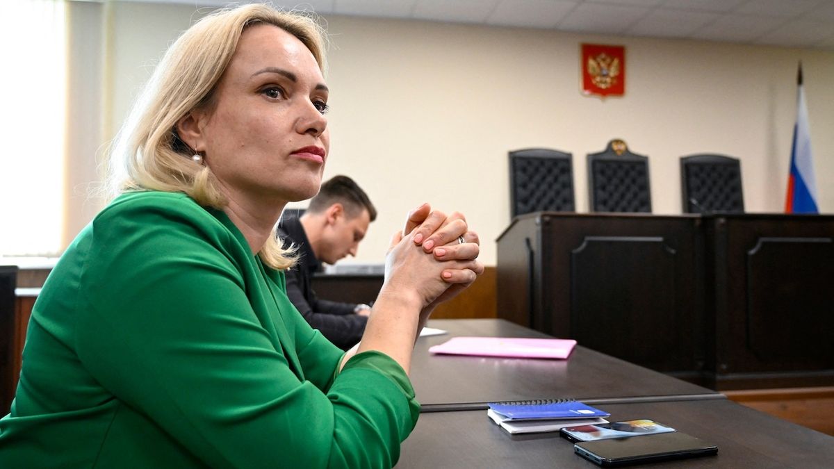 Ruská moderátorka dostala pokutu 50 tisíc rublů za „diskreditaci armády“